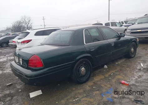 2009 Ford Crown Victoria Police/Police Interceptor z USA, uszkodzony, nr VIN 2FAHP71V29X122686
